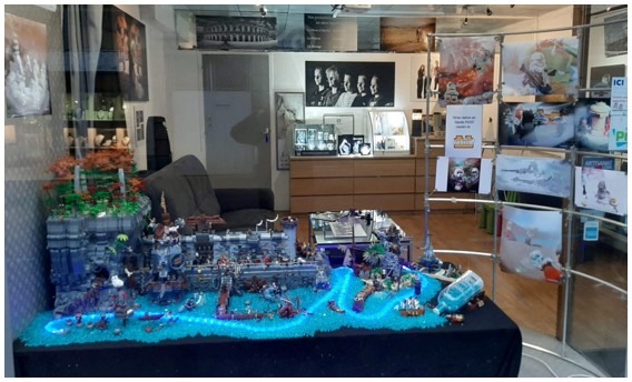 Vitrine réalisée pour le magasin « Déclic Photo » à Rive-de-Gier